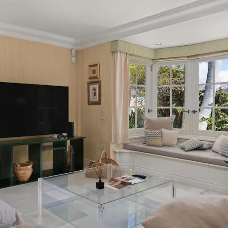 Karat Villa Elegance Σπίτι διακοπών